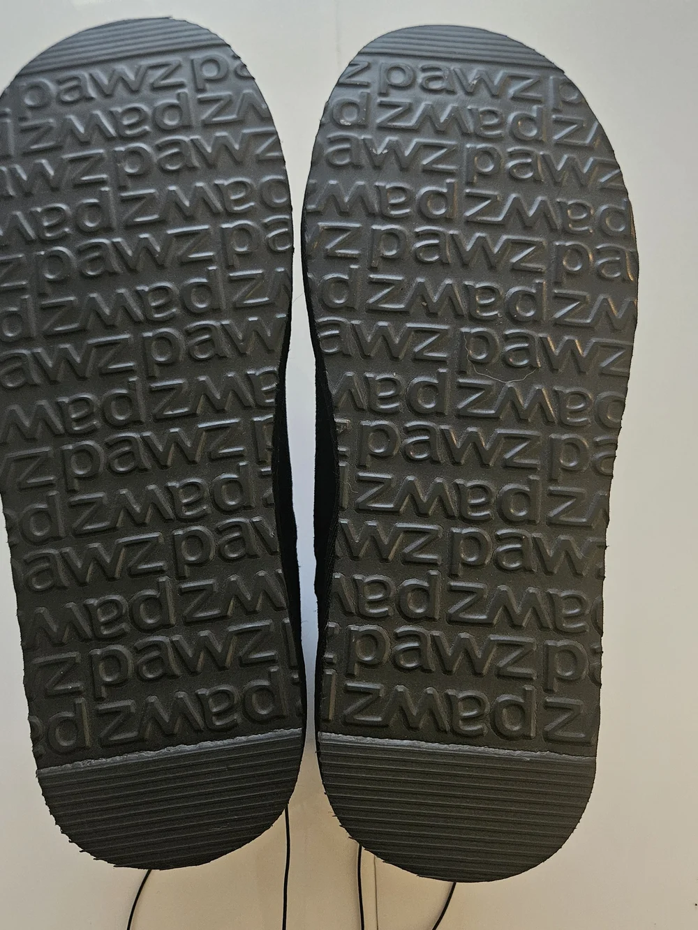 PAWZ Black Cozy Fleece-Lined Slip-On Amy Boots NWT